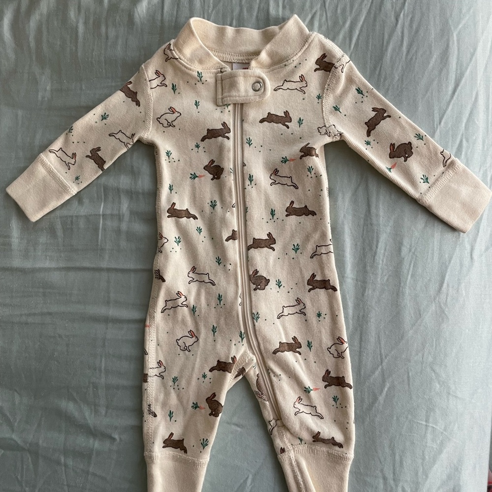 Hanna Andersson Cream Bunny Print Kids  Sleeper